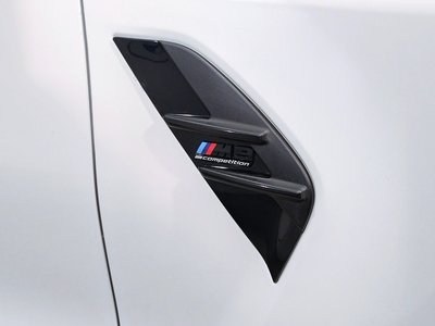2025 BMW M3 TOURING photo 16