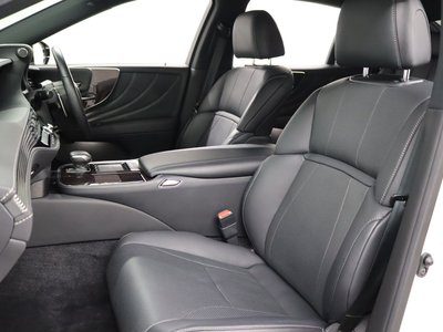 2017 Lexus LS thumbnail 17