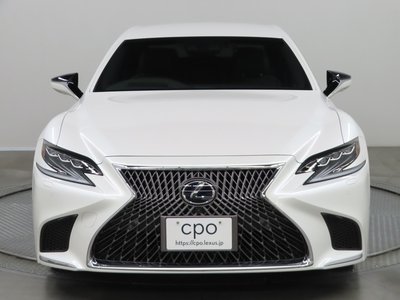 2017 Lexus LS photo 5