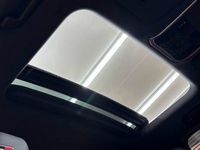 2023 Toyota LAND CRUISER 300 photo 5