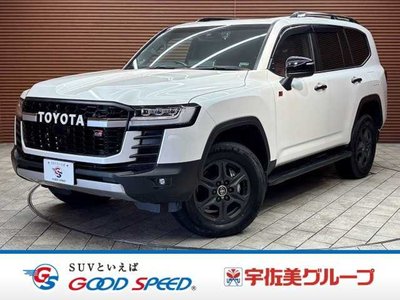 2023 Toyota LAND CRUISER 300 photo 1