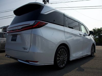 صورة 9 لـ 2024 Lexus LM