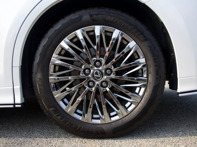 صورة 72 لـ 2024 Lexus LM
