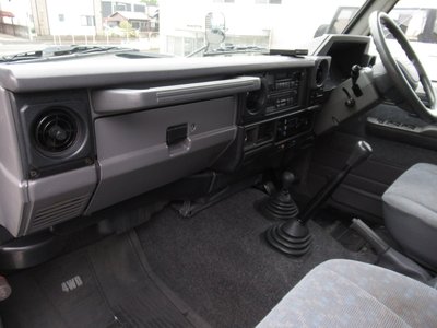1999 Toyota LAND CRUISER 70 照片 13