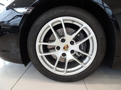 2019 Porsche 718 photo 12