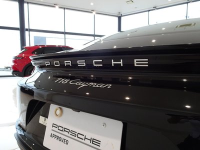 2019 Porsche 718 photo 16