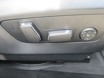 2026 BMW 5 SERIES TOURING thumbnail 32
