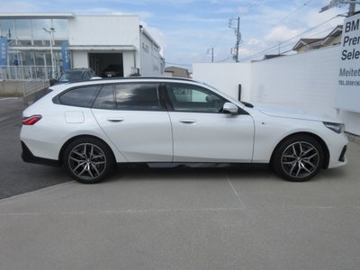 2026 BMW 5 SERIES TOURING 照片 11