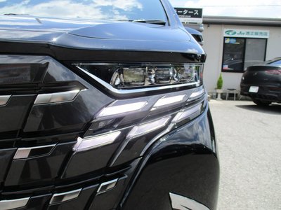 2025 Toyota ALPHARD — фото 5