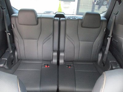 2025 Toyota ALPHARD — фото 33