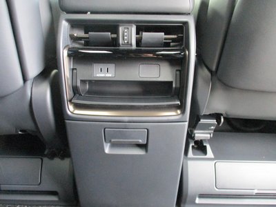 2025 Toyota ALPHARD — фото 56