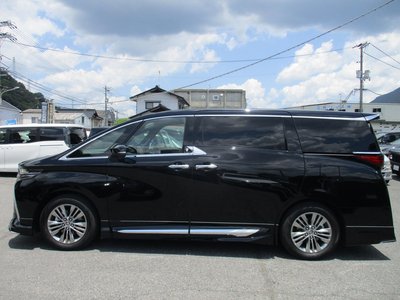 2025 Toyota ALPHARD — фото 13