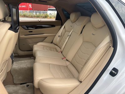 صورة 12 لـ 2021 Cadillac CT6