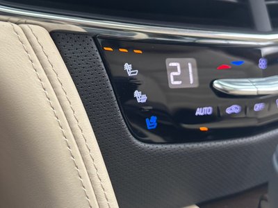 صورة 29 لـ 2021 Cadillac CT6