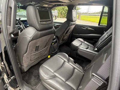 صورة مصغرة 22 لـ 2016 Cadillac ESCALADE