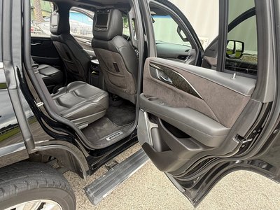 صورة مصغرة 26 لـ 2016 Cadillac ESCALADE
