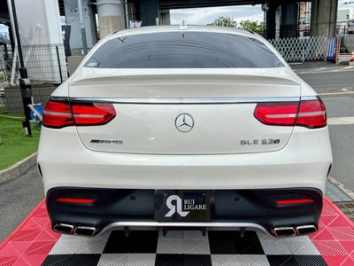 صورة 10 لـ 2020 Mercedes-BENZ GLE AMG
