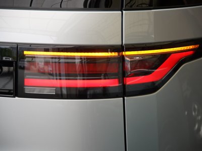 2023 LAND Rover DISCOVERY thumbnail 61