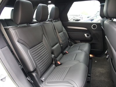 2023 LAND Rover DISCOVERY thumbnail 42