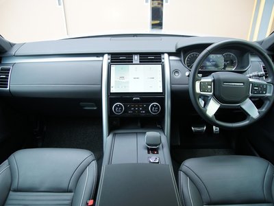 2023 LAND Rover DISCOVERY photo 14