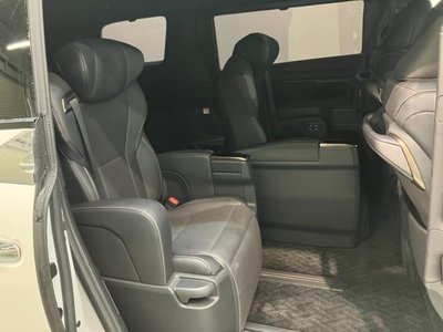 2024 Toyota ALPHARD — фото 41