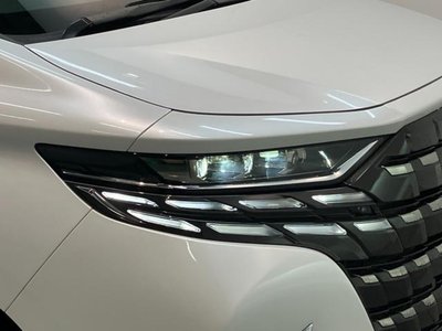 2024 Toyota ALPHARD — фото 11