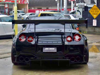 صورة 9 لـ 2008 Nissan GT-R