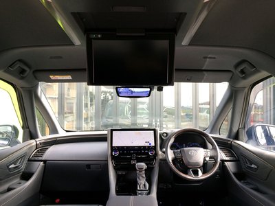 2023 Toyota ALPHARD — миниатюра 2