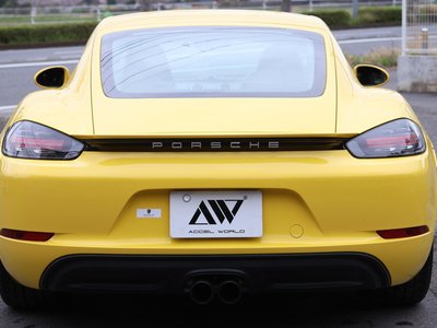 صورة 9 لـ 2016 Porsche 718