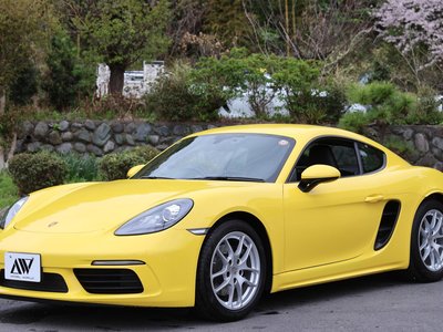 صورة 6 لـ 2016 Porsche 718