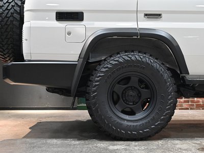 صورة 8 لـ 2024 Toyota LAND CRUISER 70