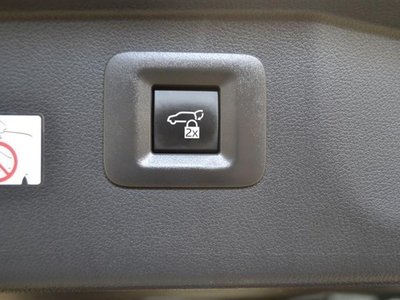 صورة 50 لـ 2023 Toyota VELLFIRE
