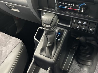 2024 Toyota LAND CRUISER 70 照片 52