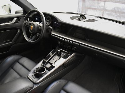 2020 Porsche 911 thumbnail 40