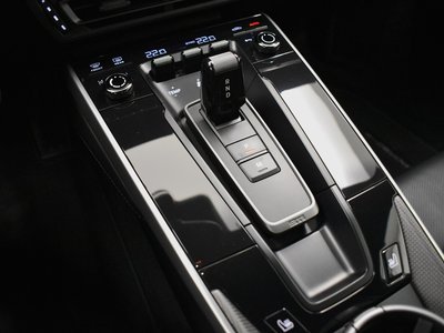 2020 Porsche 911 thumbnail 34