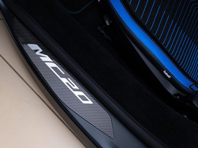 صورة 18 لـ 2022 Maserati MC20