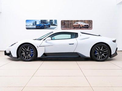 صورة 15 لـ 2022 Maserati MC20