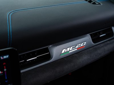 صورة 25 لـ 2022 Maserati MC20