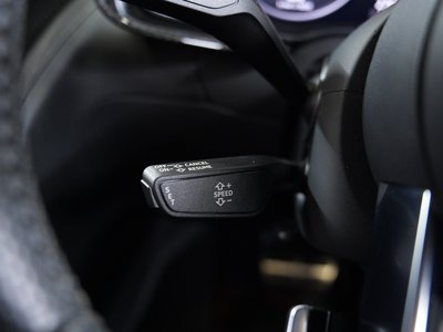 2019 AUDI R8 thumbnail 40