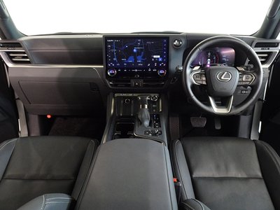 2025 Lexus GX — фото 2