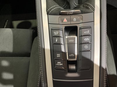 2022 Porsche 718 SPYDER 缩略图 19