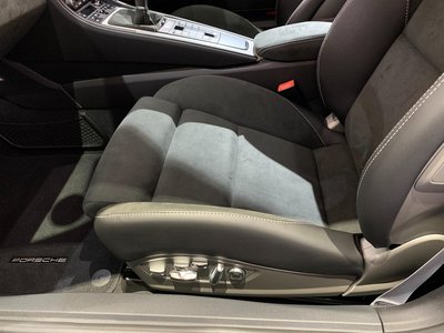 2022 Porsche 718 SPYDER 缩略图 24