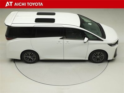 صورة 15 لـ 2023 Toyota VELLFIRE