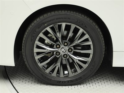 صورة 31 لـ 2023 Toyota VELLFIRE