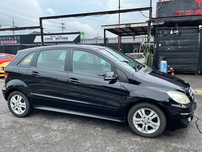 صورة 7 لـ 2009 Mercedes-BENZ B-CLASS
