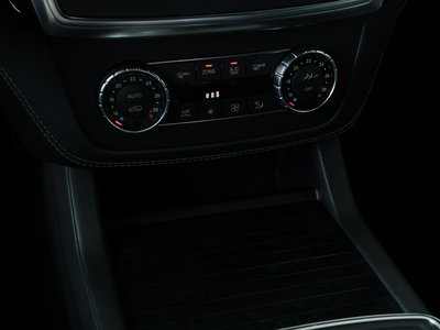 2014 Mercedes-BENZ GL AMG thumbnail 25