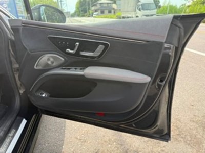 صورة 10 لـ 2022 Mercedes-BENZ EQS