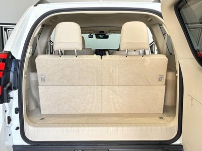 صورة 15 لـ 2023 Toyota LAND CRUISER PRADO