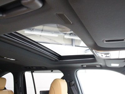 2024 Lexus LX 缩略图 16