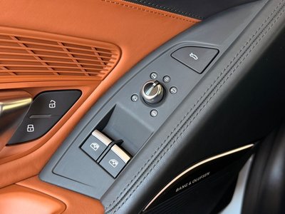2022 AUDI R8 SPYDER thumbnail 33